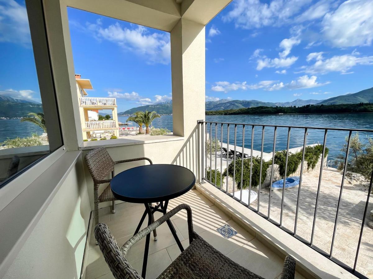Apartments Maestral Tivat Exteriör bild